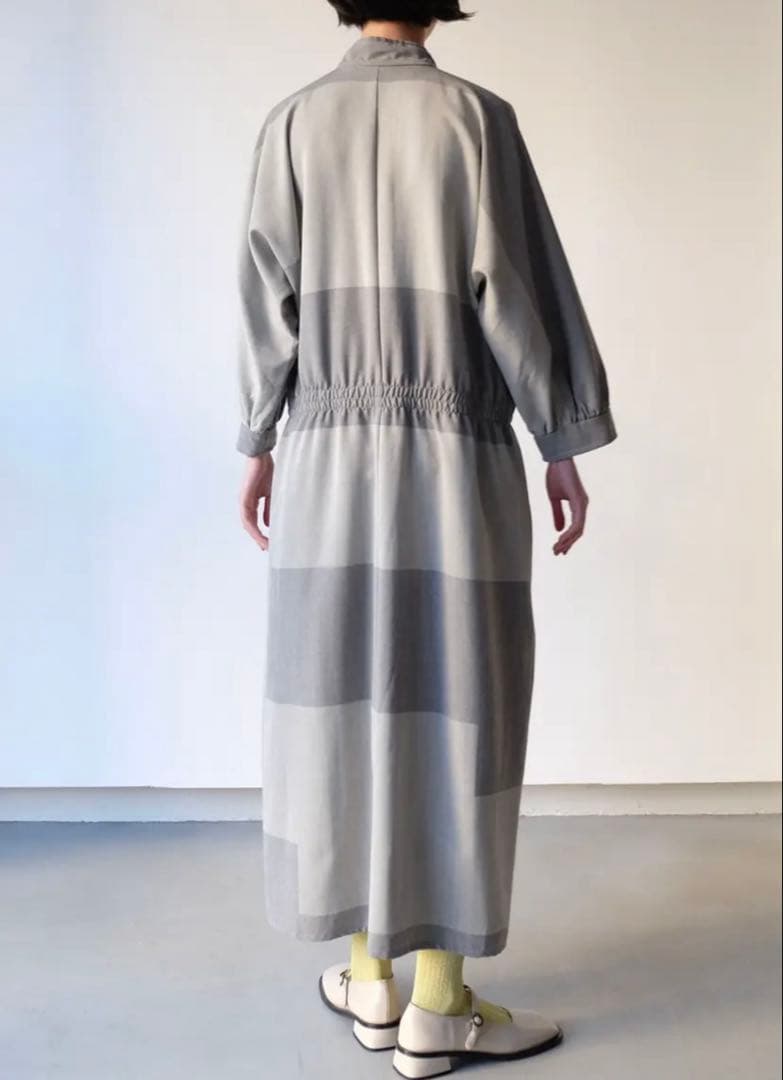 【美品】Vuokko grey color palette dress