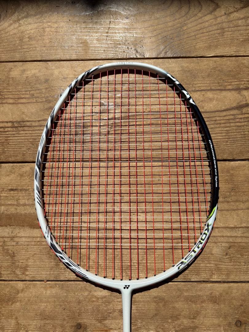 YONEX アストロクス99 PLAY バドミントンラケット