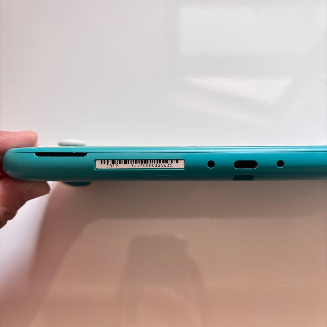 Nintendo Switch Lite カセット付き ターコイズ 本体＋充電器