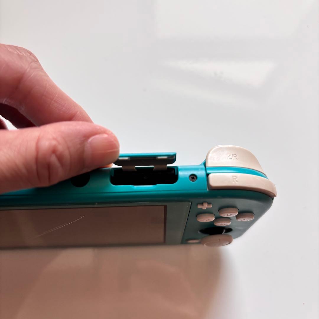 Nintendo Switch Lite カセット付き ターコイズ 本体＋充電器