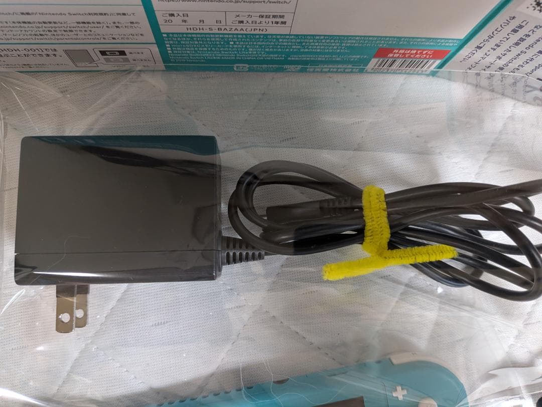 み*こ様 Nintendo Switch Lite ターコイズ 本体 充電器付き