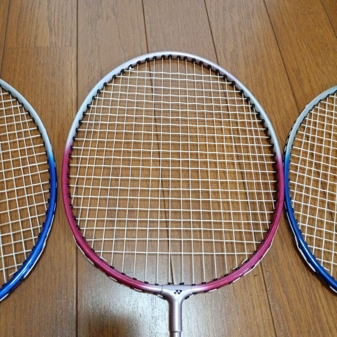 ヨネックス　YONEX GR-400 バドミントンラケット　4本セット