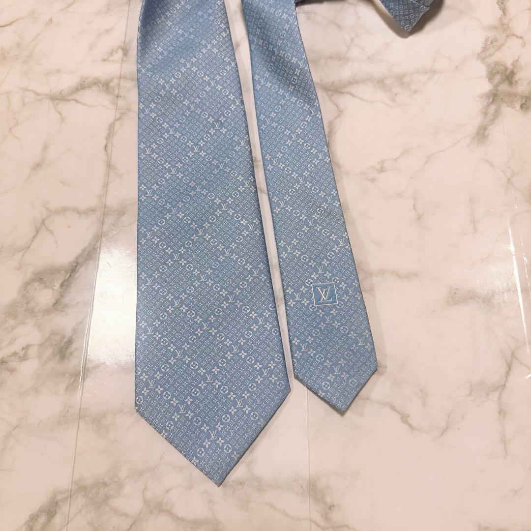 【専用】LOUIS VUITTON ライトブルー ネクタイ　モノグラム