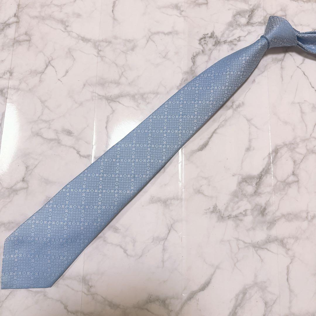 【専用】LOUIS VUITTON ライトブルー ネクタイ　モノグラム