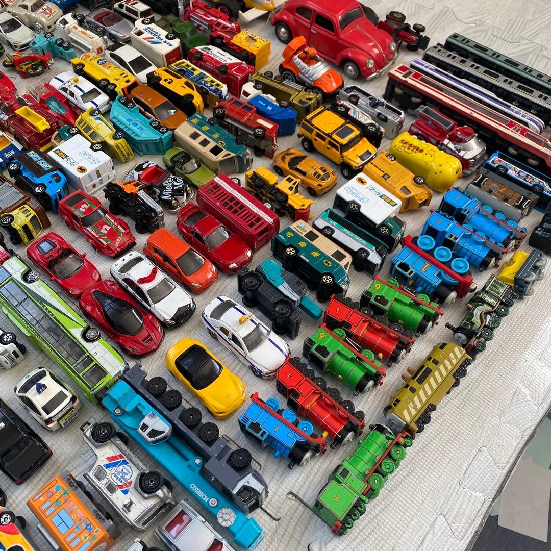 トミカ　約150台まとめ　トーマス他キャラクター、ロング多数