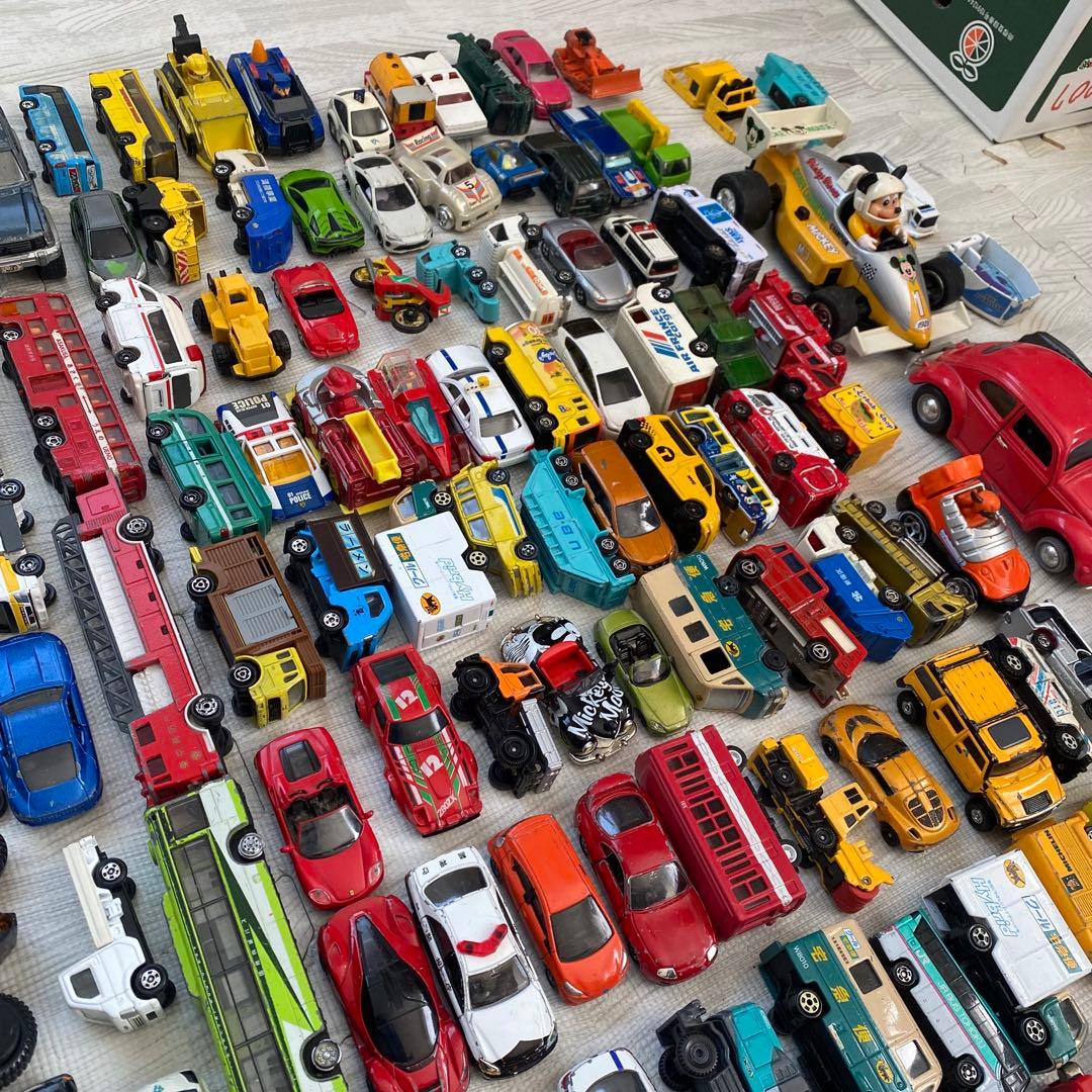 トミカ　約150台まとめ　トーマス他キャラクター、ロング多数