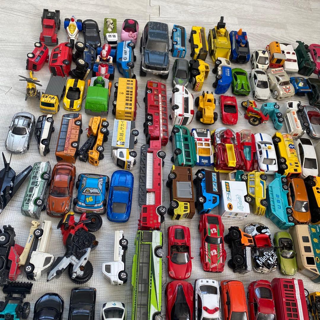 トミカ　約150台まとめ　トーマス他キャラクター、ロング多数