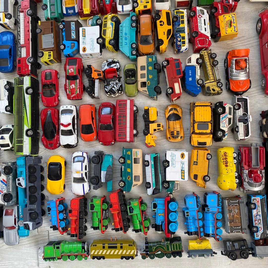 トミカ　約150台まとめ　トーマス他キャラクター、ロング多数
