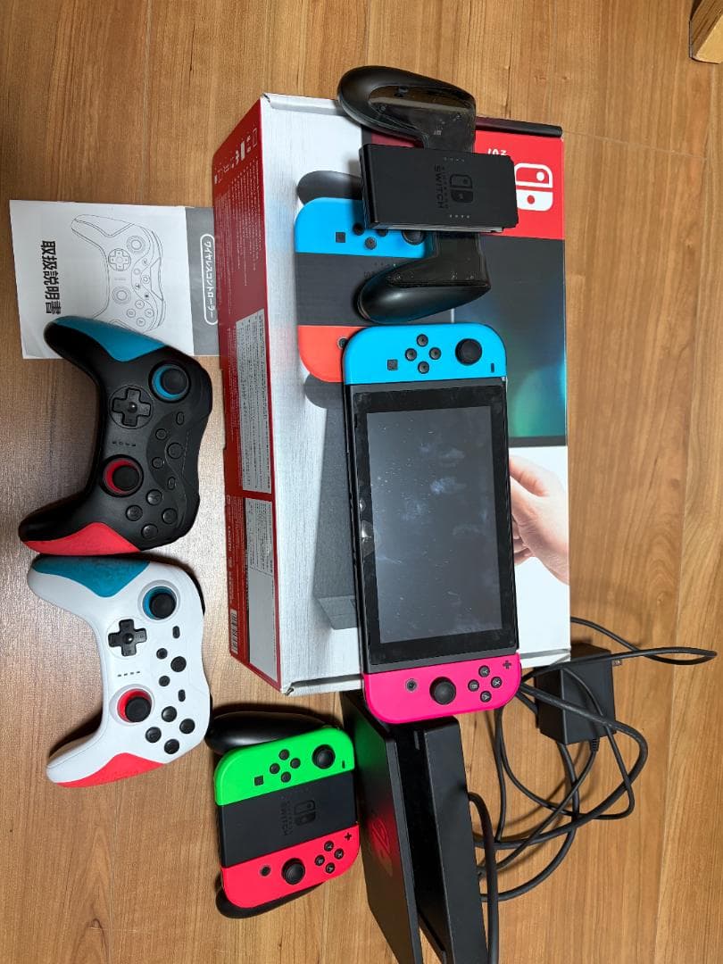 任天堂Switch本体＋人気Joy-Con4本＋ワイヤレスコン2台豪華フルセット