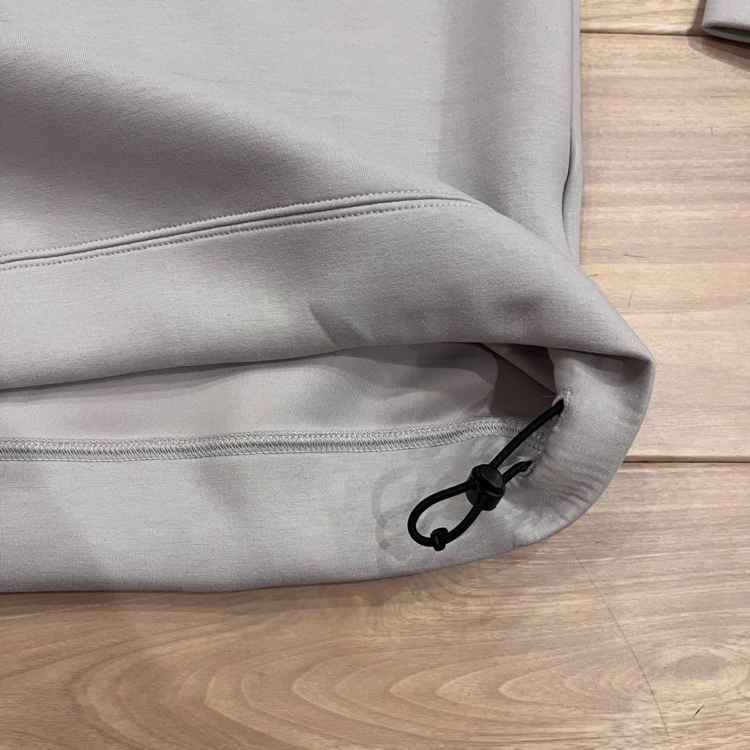 【新品未使用】TFW49 XL グレー スウェットシャツ