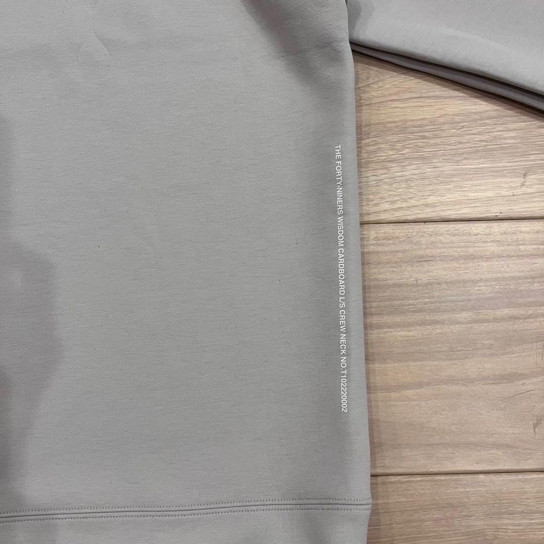 【新品未使用】TFW49 XL グレー スウェットシャツ