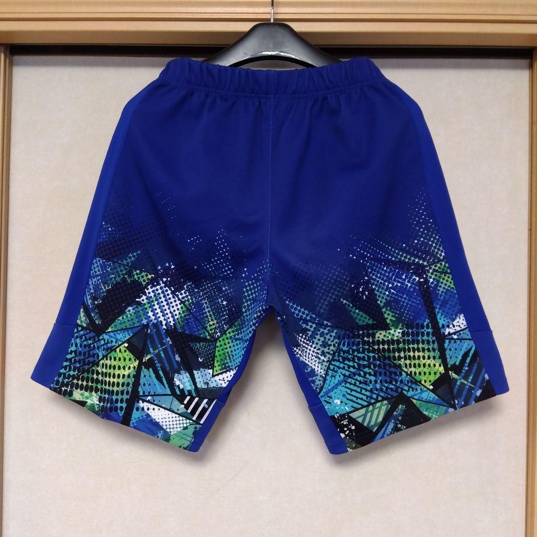 美品✨ ⑩ YONEX ハーフパンツ／ベリークール／ユニ L／数量限定モデル