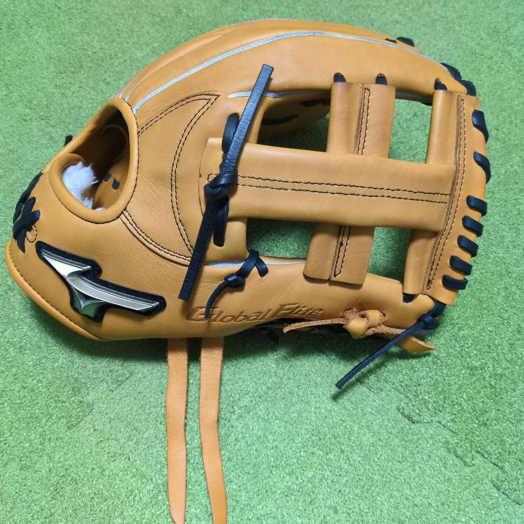 ミズノグローバルエリート軟式内野サイズ９ 1AJGR32413定価￥28,600
