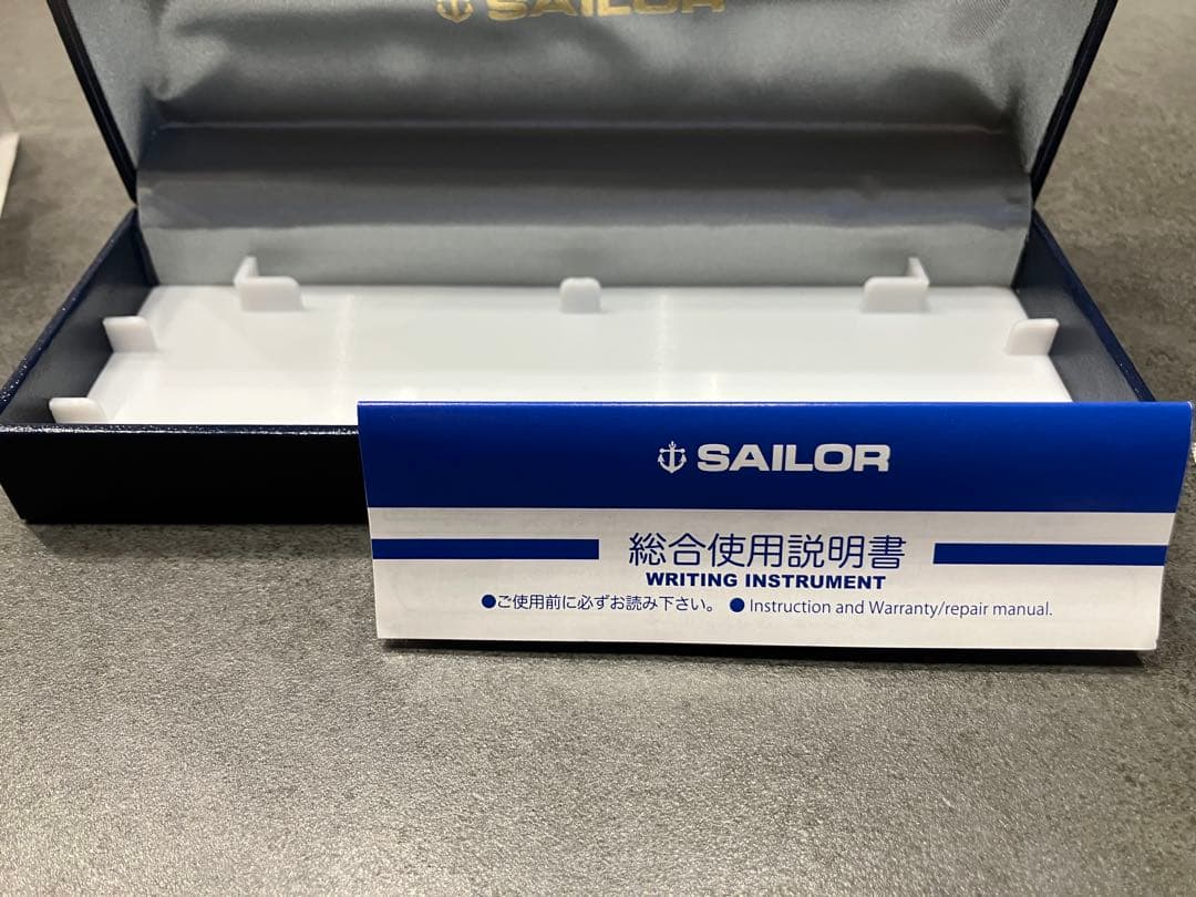 SAILOR ブラック 万年筆 14k カートリッジ付　未使用