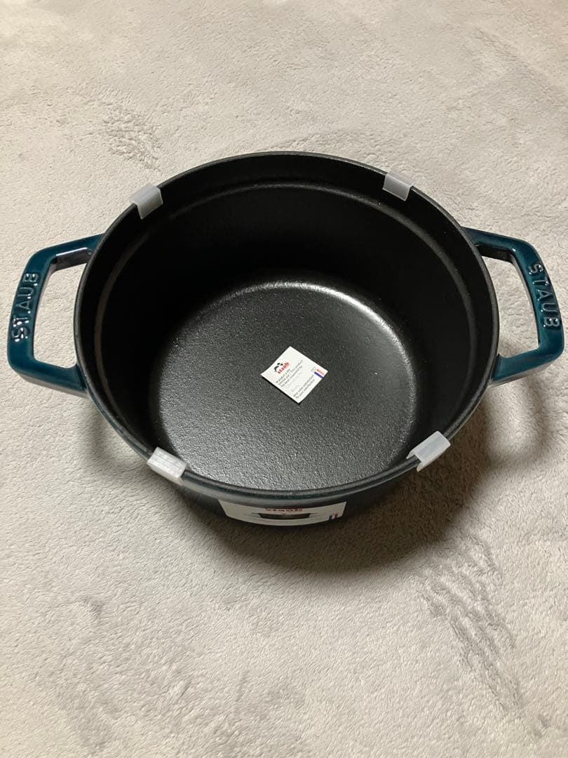 新品・未使用　STAUB 希少限定色 ラ・メール ココット ラウンド 20㌢