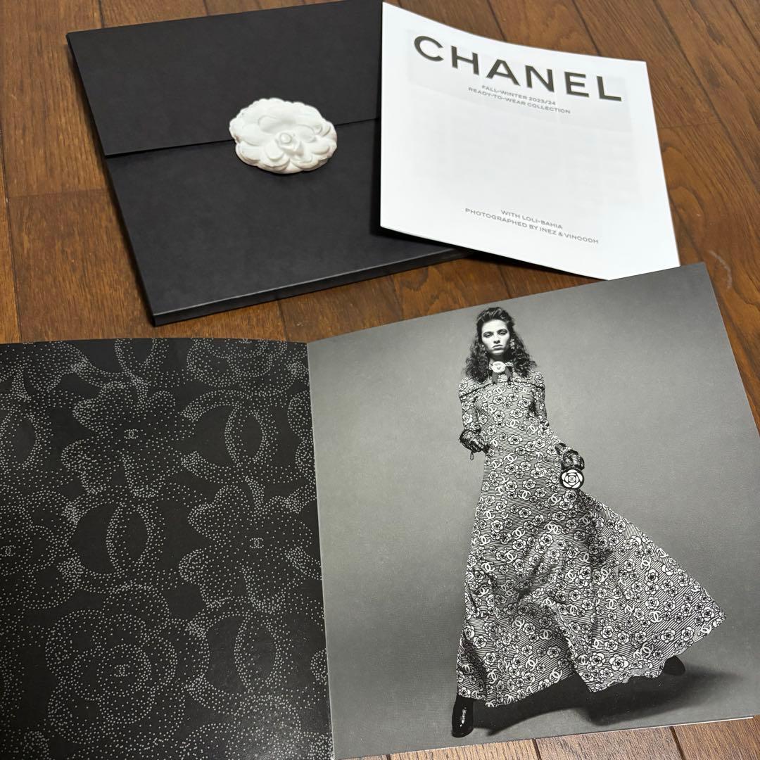 CHANEL カタログ２冊