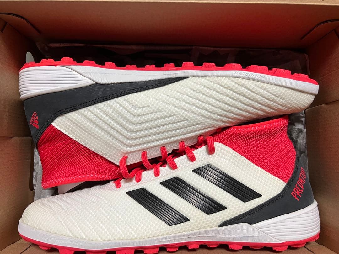 adidas アディダス　プレデター18.3 TF 29cm