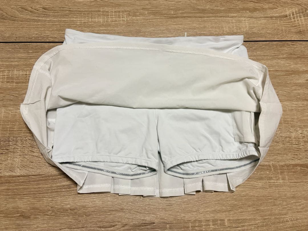 Lululemon プリーツミニスカート