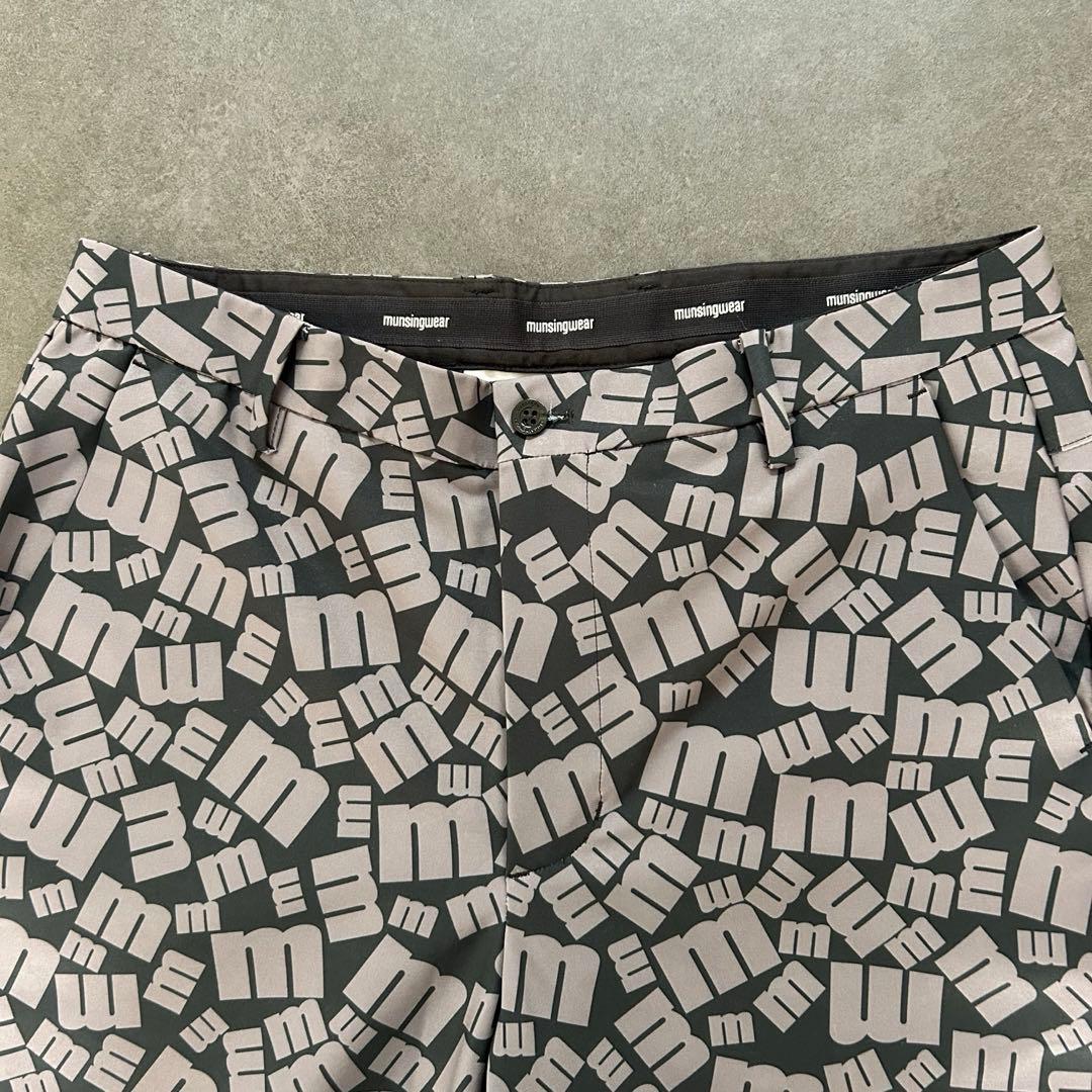 【美品】マンシングウェア ゴルフパンツ Lサイズ mロゴプリント
