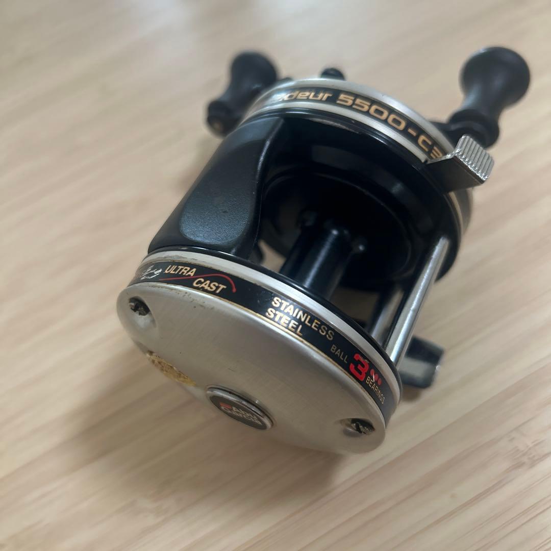 Abu Garcia アブ アンバサダー 5500-C3 ベイトリール
