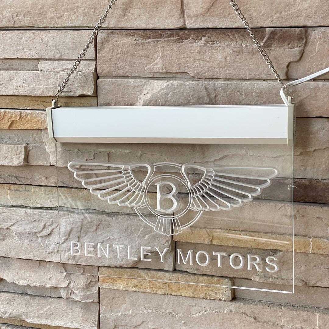 BENTLEY 電飾看板
