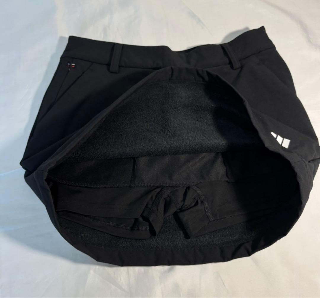 新品adidas ゴルフタータンチェック柄 ニット　裏起毛スカートセットアップ