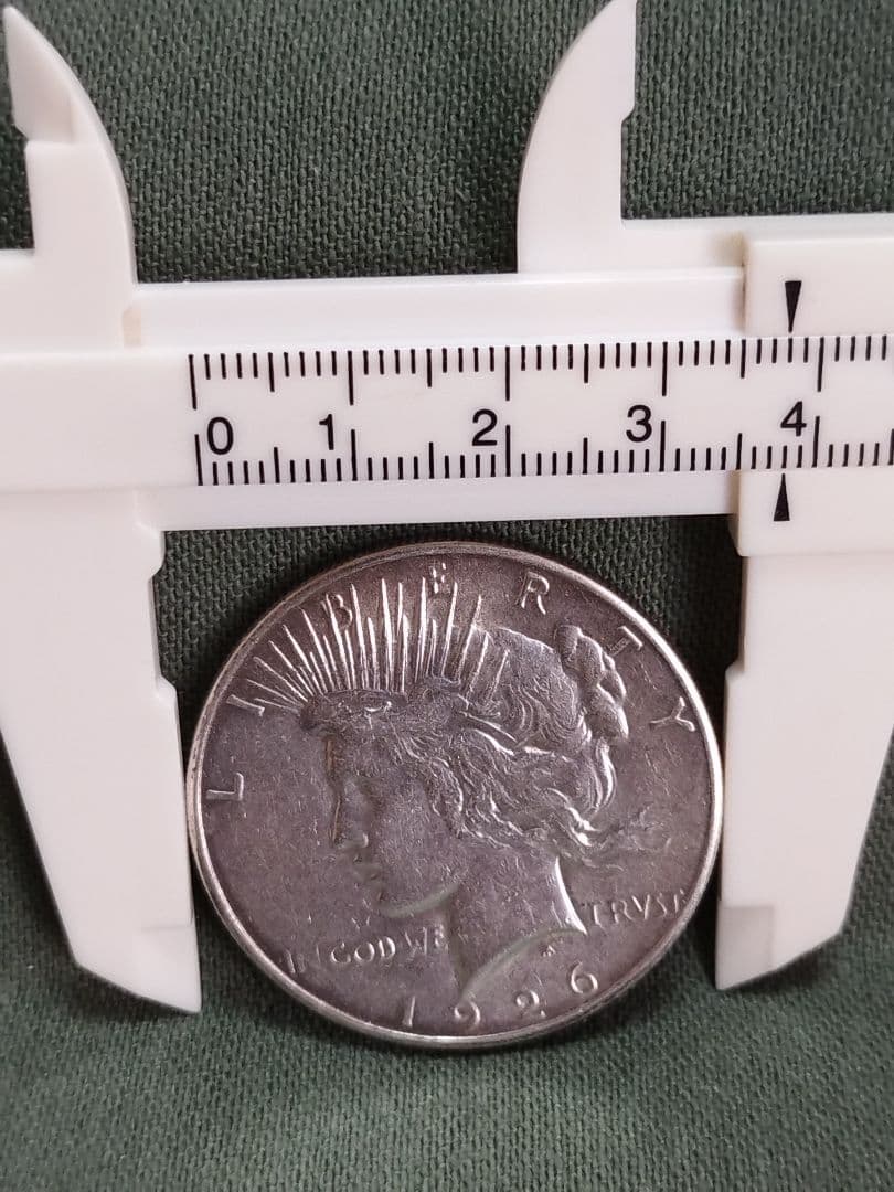 と*の様 (5205)1926 US．アンティーク　ピースダラー銀貨　ユー