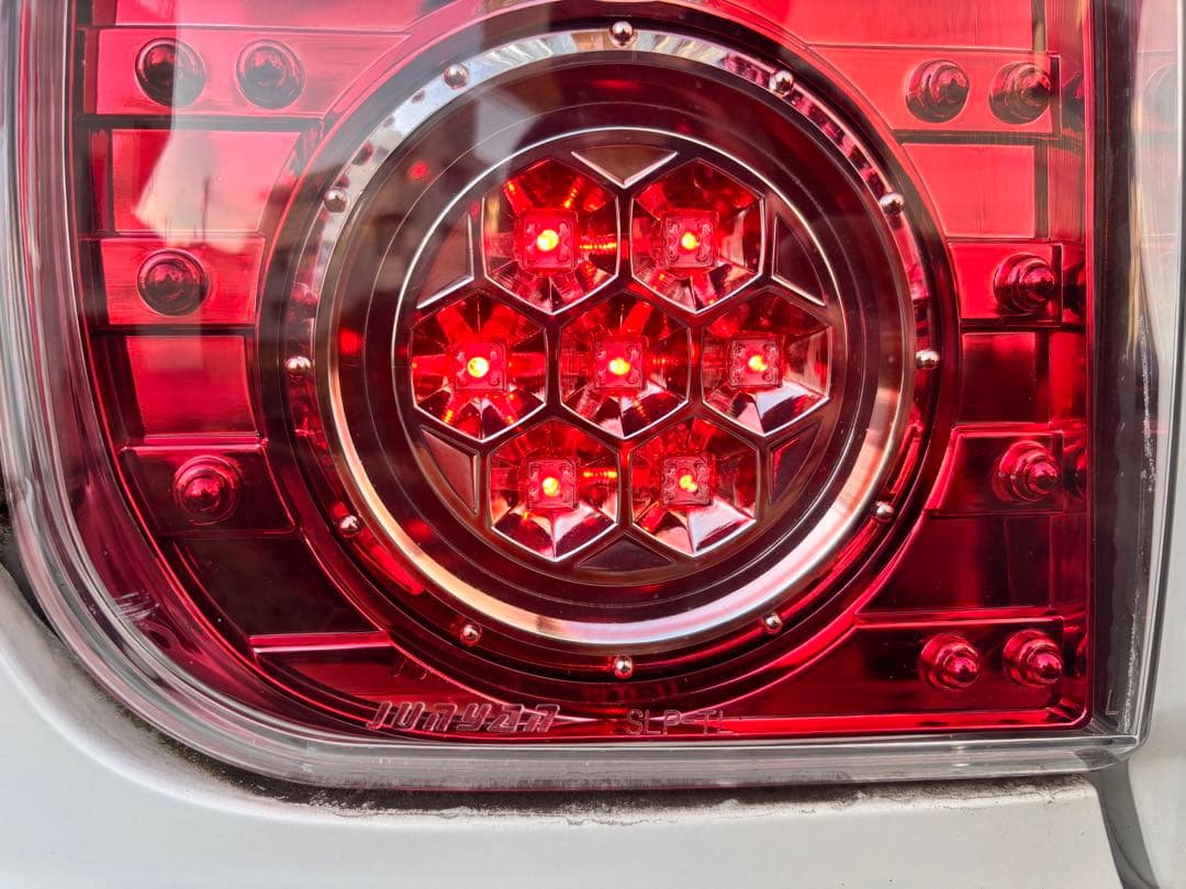 a*i様 ラパンSS HE21S LEDテール レッド
