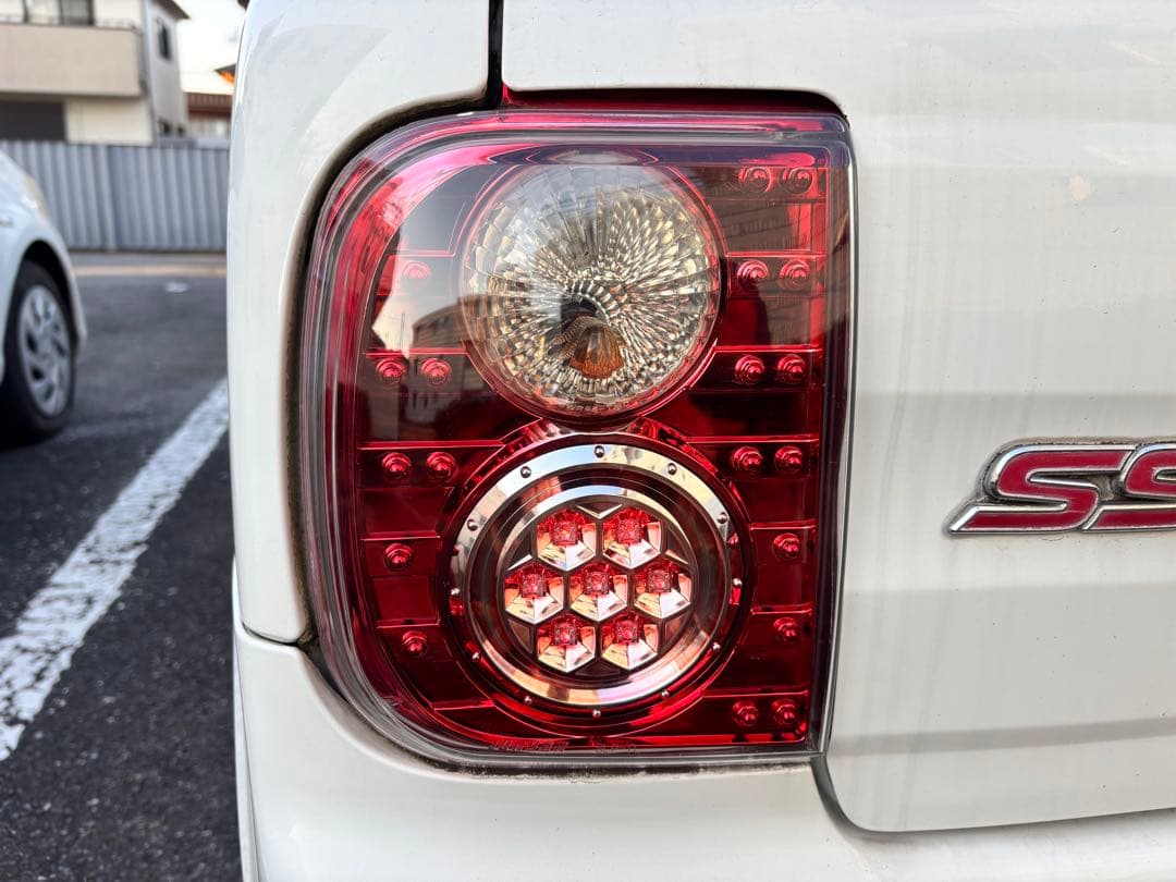 a*i様 ラパンSS HE21S LEDテール レッド