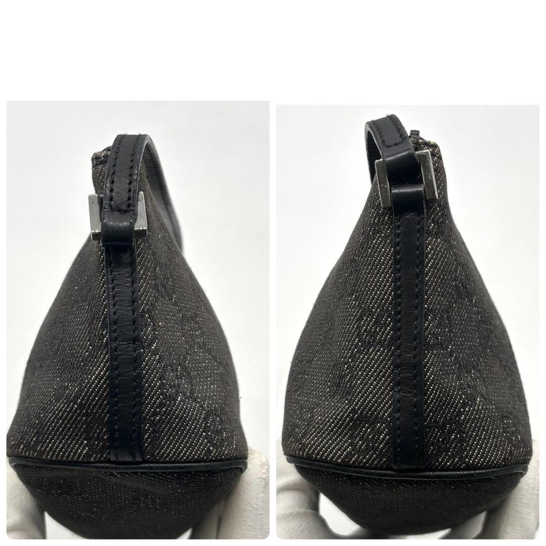 美品　GUCCI　グッチ 　アクセサリーポーチ　ミニバッグ GG　肩掛け