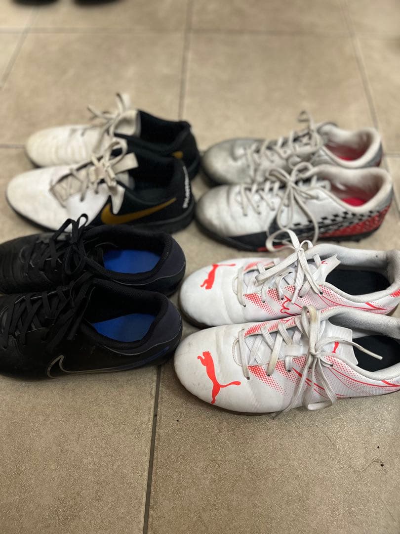 まとめ売り サッカー スパイク トレシュー フットサル NIKE PUMA 23