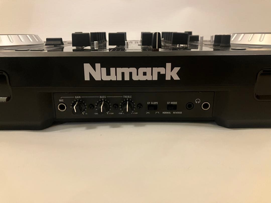 NUMARK mixdeck quad 動作確認済