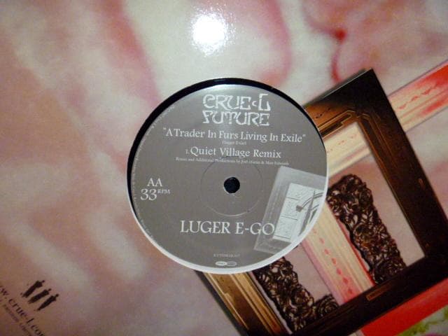 新品 Luger E-Go-A Trader In Furs.../12\"