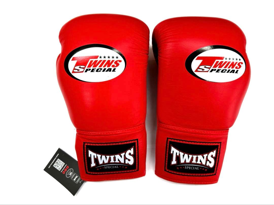 新品　TWINS グローブ 16oz 赤　ヒモ式　ツインズ　全国送料込