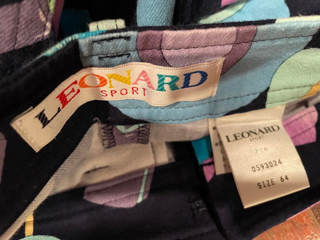 LEONARDSPORTレオナールスポーツサブリナパンツ/クロップドパンツ 64