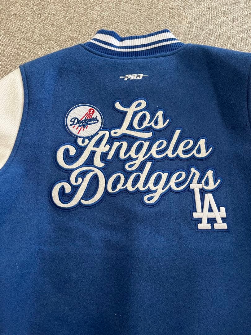 新品試着のみ ドジャース スカジャン Dodgers