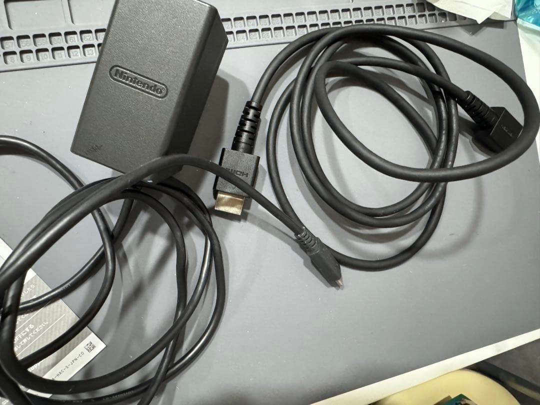 【ジャンク品】Nintendo Switch 本体セット　画面割れ