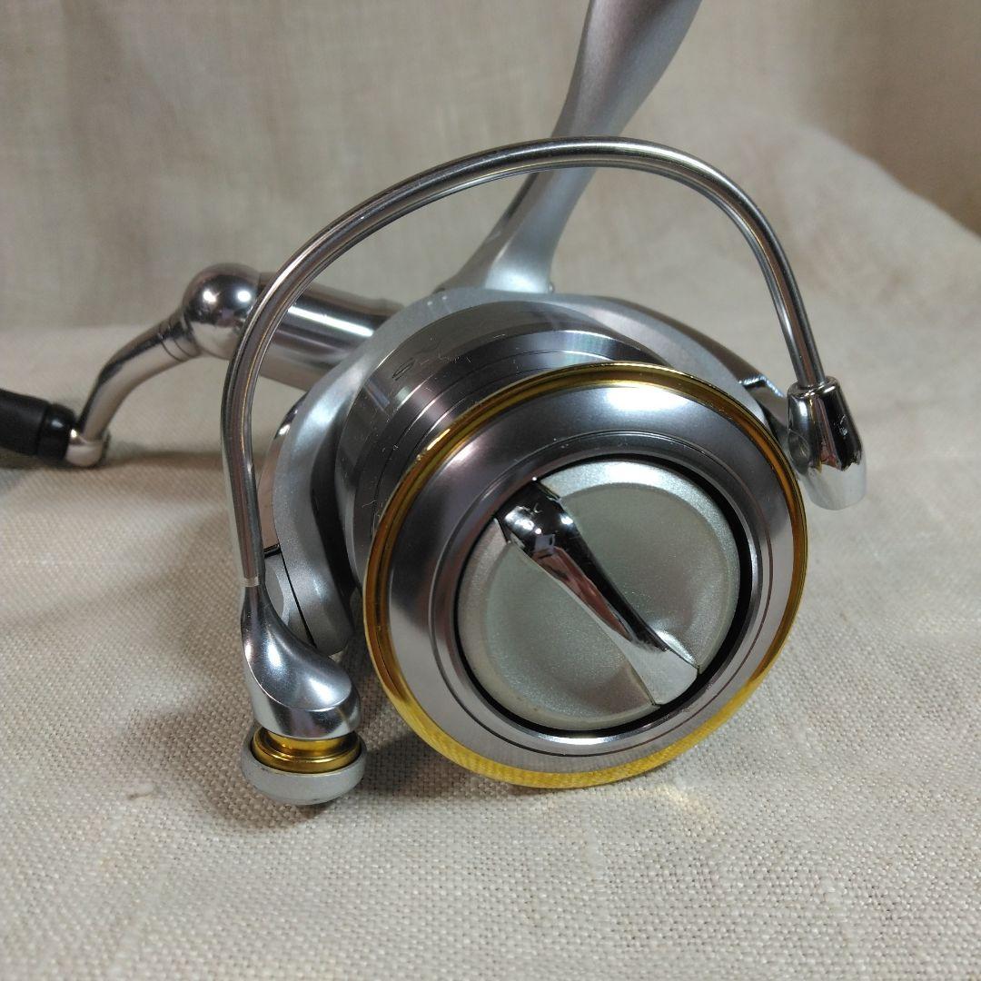 Daiwa LUVIAS 2500 スピニングリール