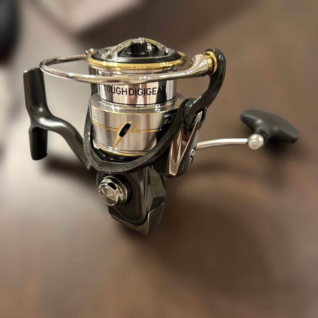 Daiwa LUVIAS LT3000S-CXH スピニングリール 20ルビアス