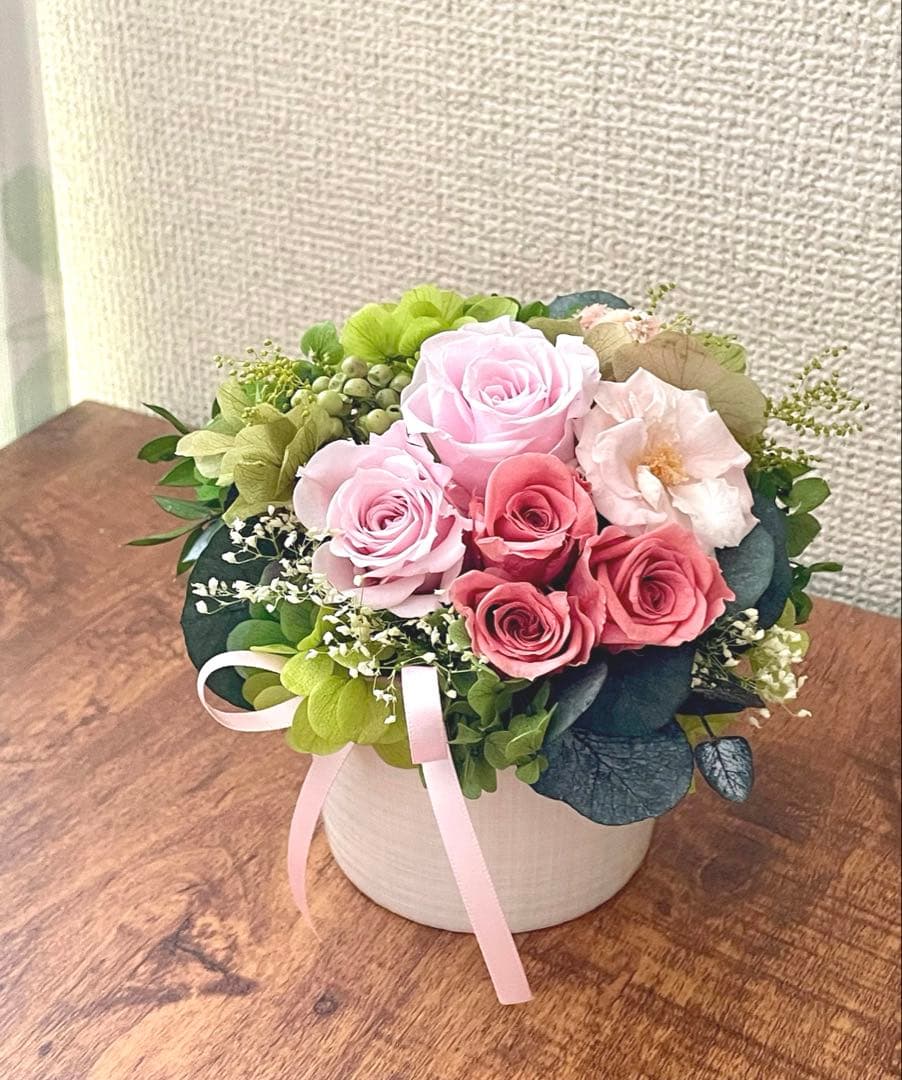 ＊*..可愛いブーケ風アレンジ..＊*.お花の贈り物　プリザーブドフラワー