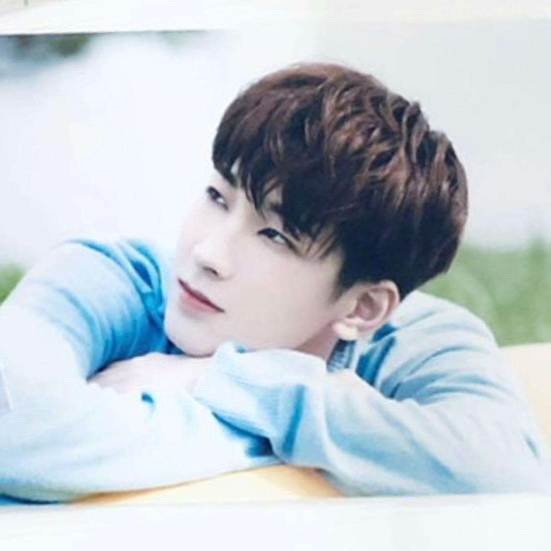 SEVENTEEN 韓国　展示会 ウォヌ 生写真 印画紙 全圆佑　十七　セブチ