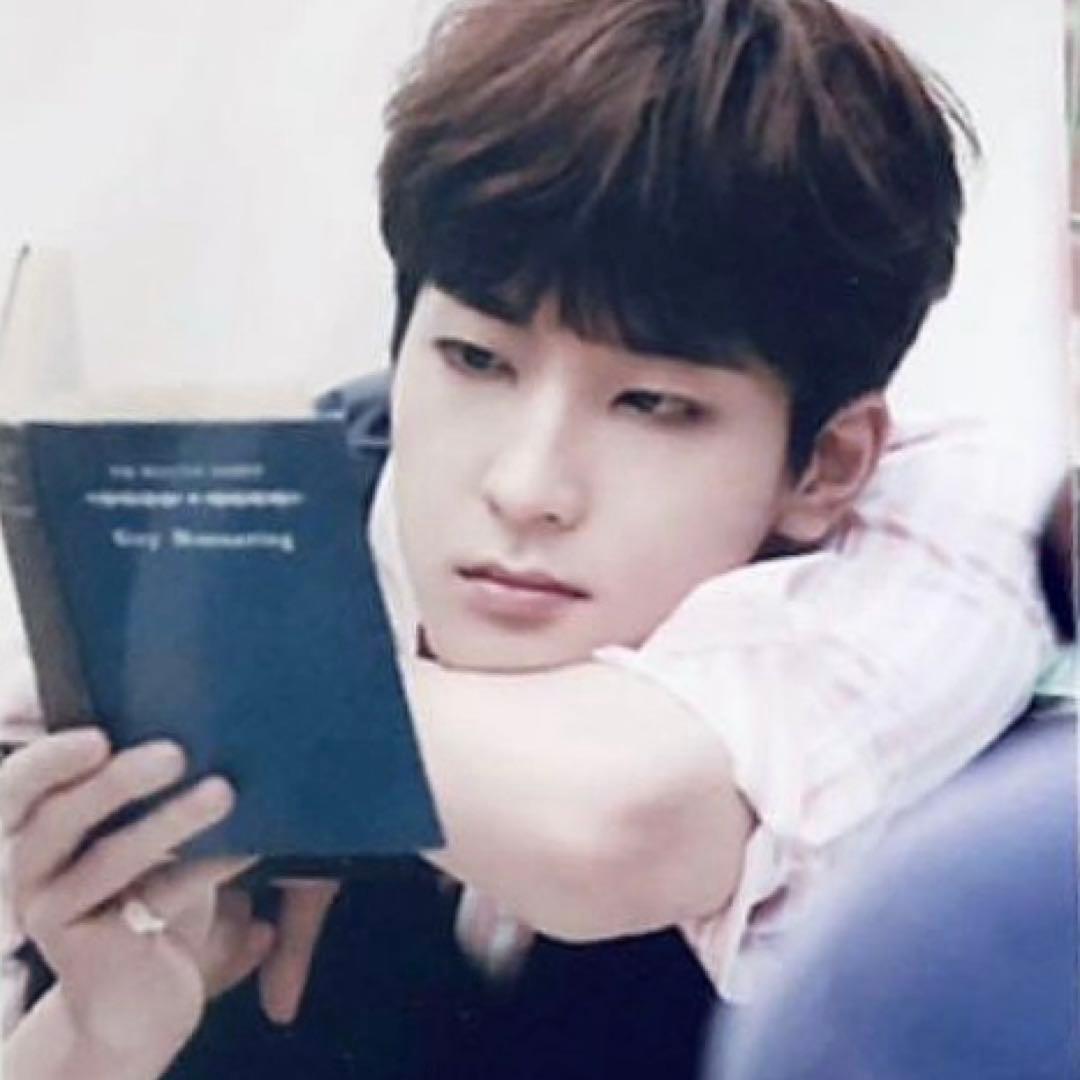 SEVENTEEN 韓国　展示会 ウォヌ 生写真 印画紙 全圆佑　十七　セブチ