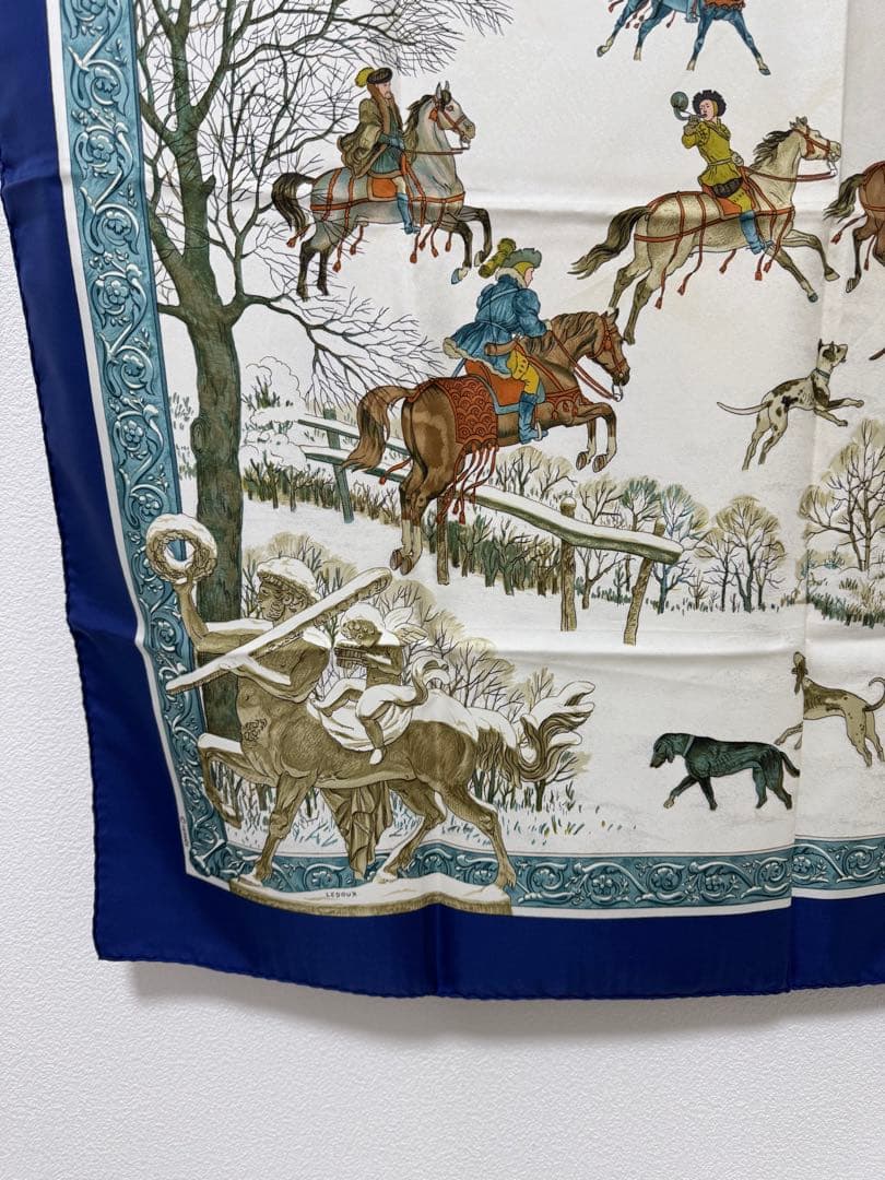 HERMES　エルメス　スカーフ　カレ90 L’hiver リヴェール
