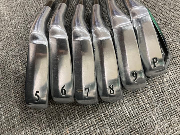 スリクソン　Z545アイアンセット　(5〜Pw)6本セット