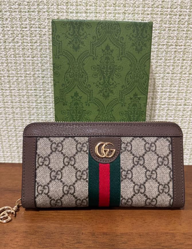 GUCCI GGキャンバス 長財布 m