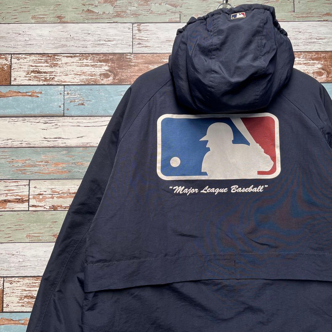 ★MLB★ニューヨーク ヤンキース ビッグロゴナイロンジャケット