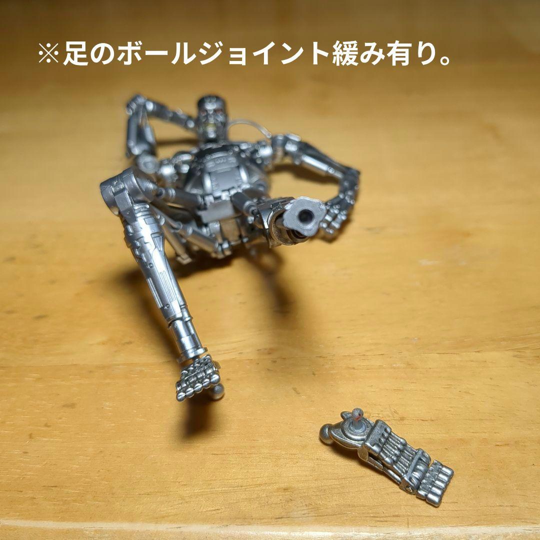 MAFEX No.206　ターミネーター2　T800(エンドスケルトン)