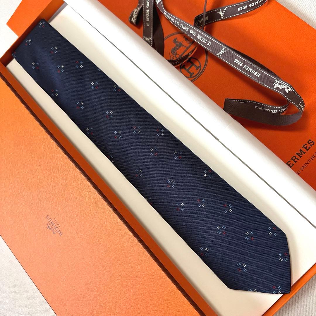 エルメス ネクタイ《ペタル》 新品 未使用