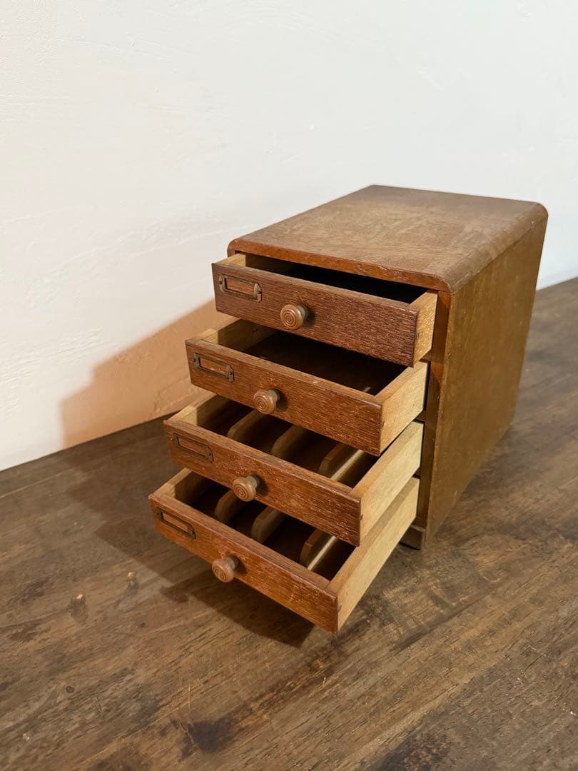 小ぶりな小引き出し 小物入れ 収納箱 古家具 古道具