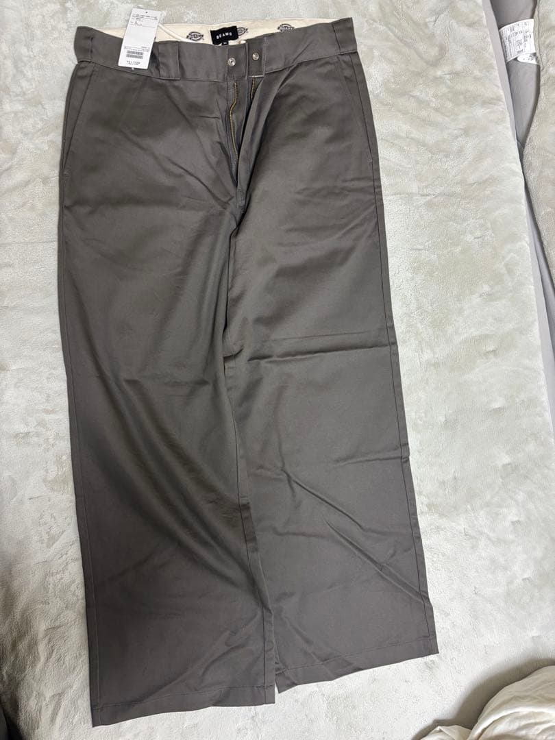 BEAMS 【別注】Dickies / ワイド チノ パンツ
